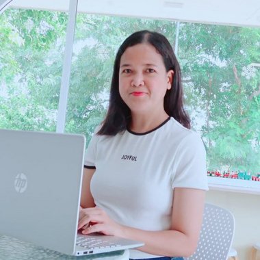 Bethany S. - Freelance Content Creator