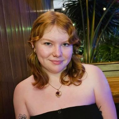 Hayley V. - Freelance 1st Assistant Director