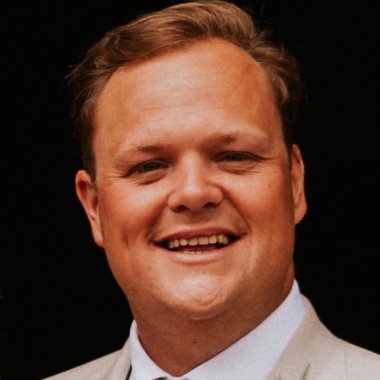 Oliver J. - Freelance Content Designer