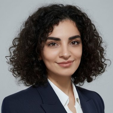 Nilofar R. - Freelance Photographer