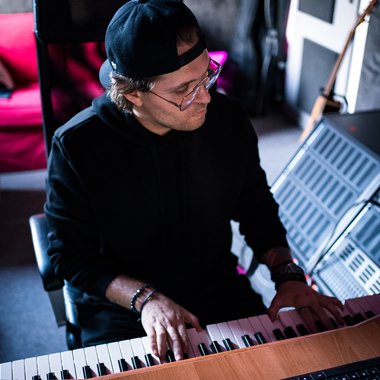 AntonBorovyi - Freelance Actor