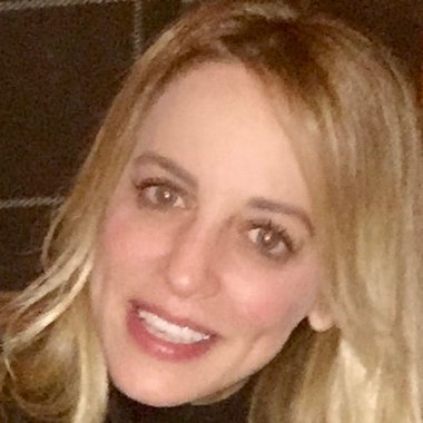 Fadia S. - Freelance Graphic Designer