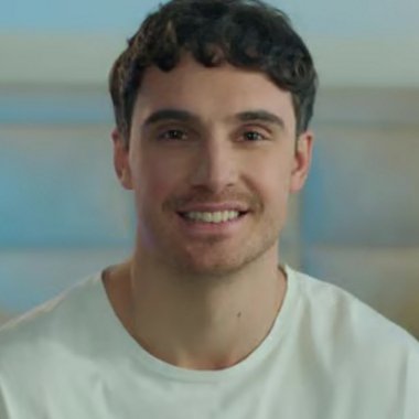 Roman H. - Freelance Motion Graphic Designer