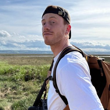 Leon O. - Freelance Documentary Filmmaker