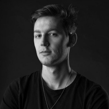 NIC H. - Freelance Social Media Freelancer