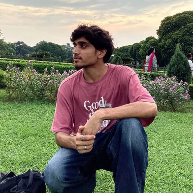 Dipak M. - Freelance Dancer