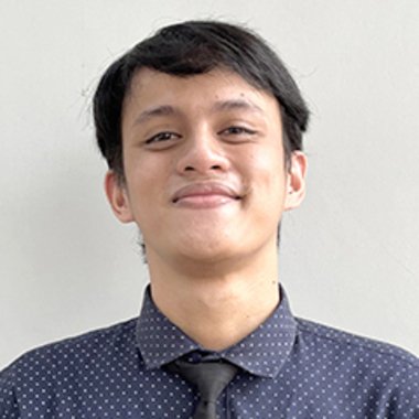 Garry G. - Freelance Graphic Designer