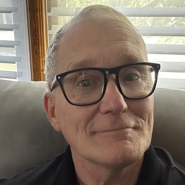 Michael Y. - Freelance Content Creator