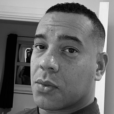 Alexander W. - Freelance Artworker