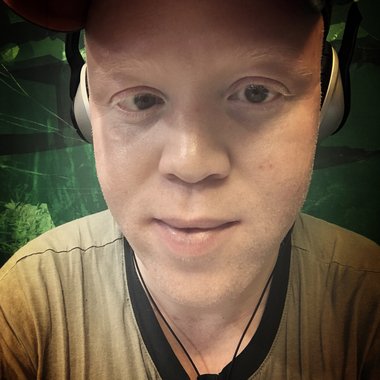 Anthony N. - Freelance Presentation Designer