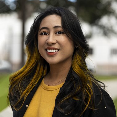 Dreidel - Freelance Graphic Designer