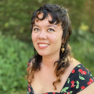 Elyssa - Freelance Designer
