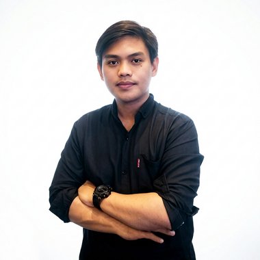 Nanda P. - Freelance Designer