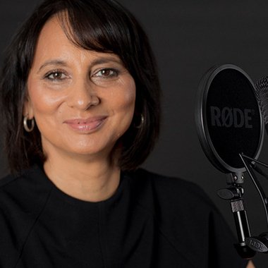 Nadja J. - Freelance Voiceover Artist