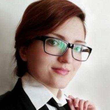 Vira - Freelance Graphic Designer