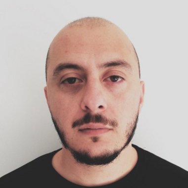 Cihan E. - Freelance Web Developer