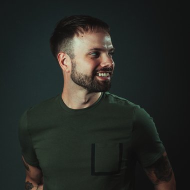 Steven T. - Freelance Musician