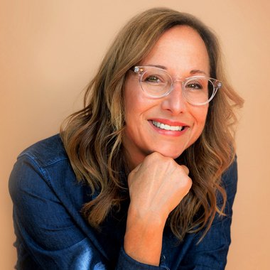 Maria V. - Freelance Designer