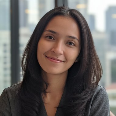 Tirza N. - Freelance Ugc Creator