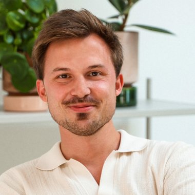 Gilles N. - Freelance Interior Designer