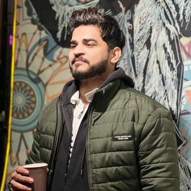 SaqibZ - Freelance Content Creator