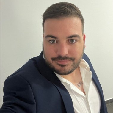 antoine m. - Freelance Web Developer