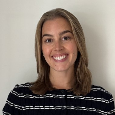 Ester P. - Freelance Content Creator