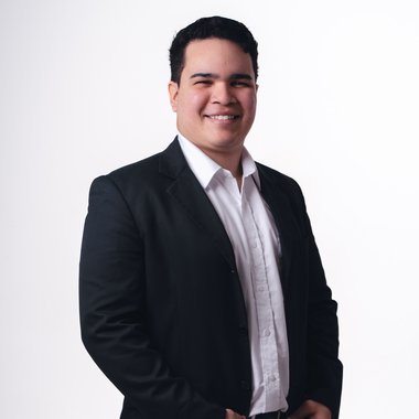 Enmanuel O. - Freelance Data Scientist