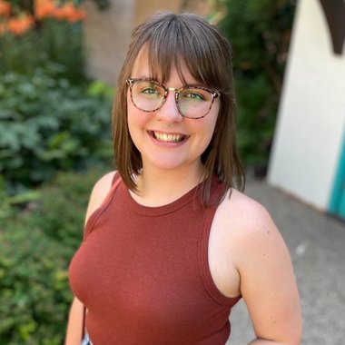 Noelle R. - Freelance Production Designer