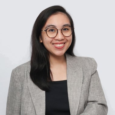 Zhaine A. - Freelance Designer