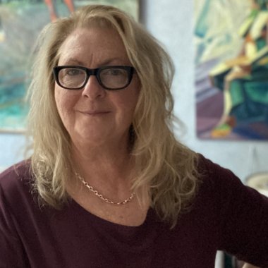 Regina C. - Freelance Designer