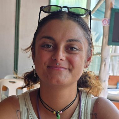 Olivia H. - Freelance Brand Designer