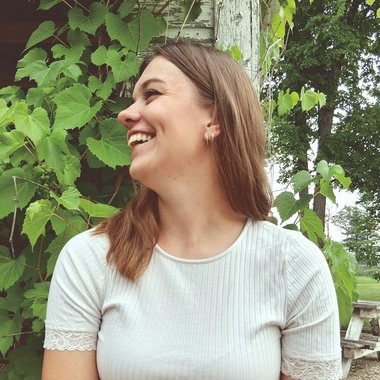 Camilla S. - Freelance Character Designer