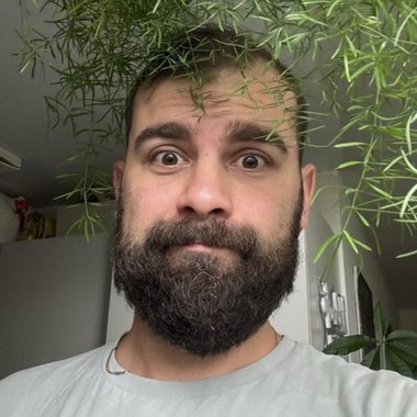 Piotr L. - Freelance Web Designer