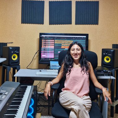 MARÍA T. - Freelance Audio Transcriber