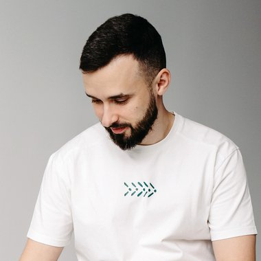 Mykhailo U. - Freelance Photoshop Editor