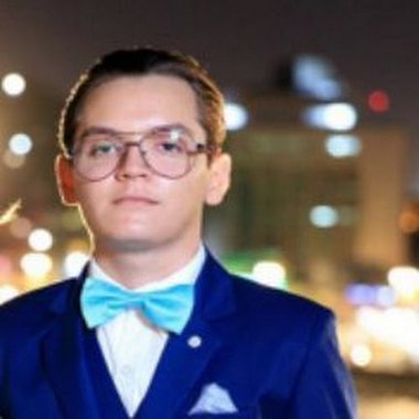 Moises Z. - Freelance Web Developer