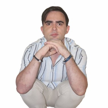 Manuel S. - Freelance Motion Graphic Designer