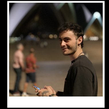 Lorenzo B. - Freelance Designer