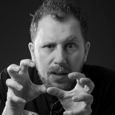 Mihnea T. - Freelance Graphic Designer