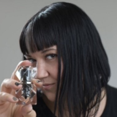 Olde V. - Freelance Artist