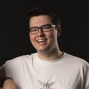 Phil L. - Freelance Designer