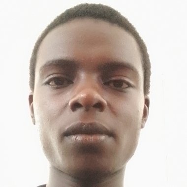 Hezron - Freelance Designer