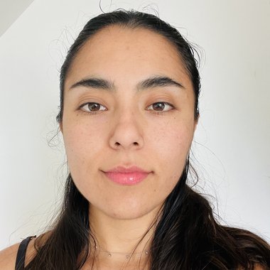 Daniela B. - Freelance Freelance Digital Illustrator