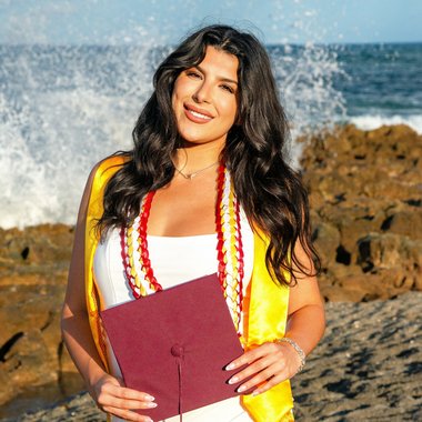 Ashley W. - Freelance Social Media Freelancer