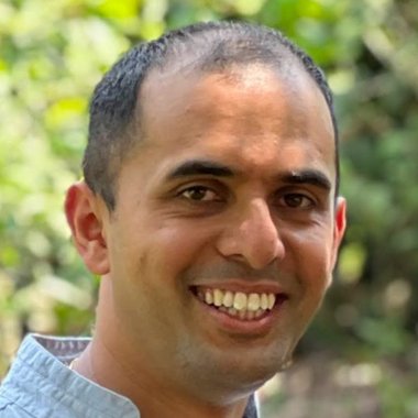 Vreddhi B. - Freelance Developer