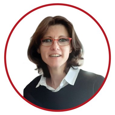 Claire C. - Freelance Graphic Designer