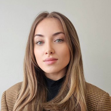 Jacinta V. - Freelance Digital Marketer