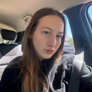 Giovana - Freelance Video Editor