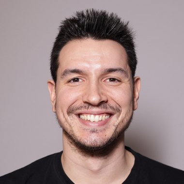 Luis P. - Freelance Web Developer